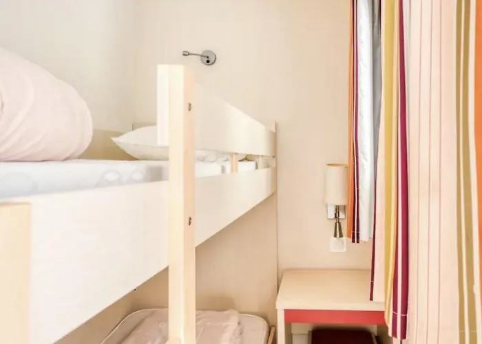 Lejlighed Francia - *